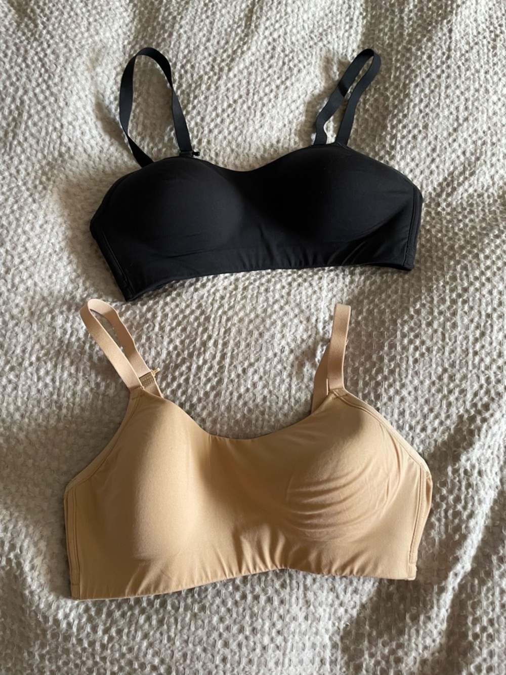 Knix The One & Only Scoop Bra Bundle (2) Black & Nude Size M EUC